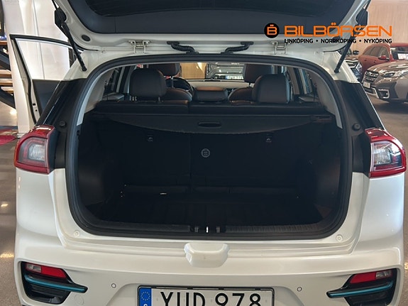 Kia e-Niro 10 of 14