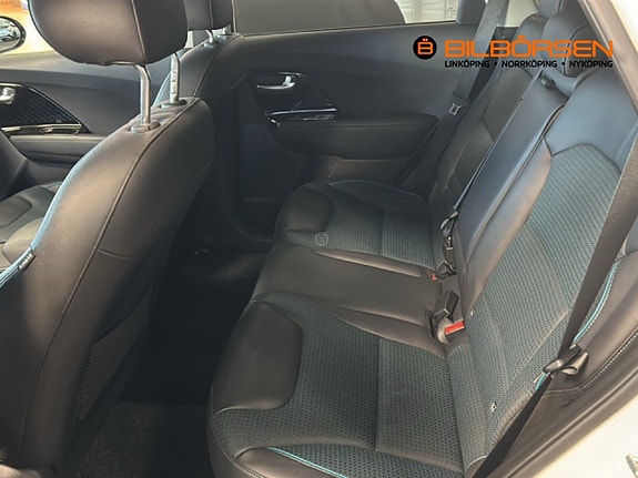 Kia e-Niro 9 of 14