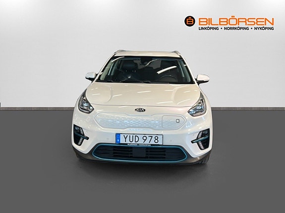 Kia e-Niro 2 of 14