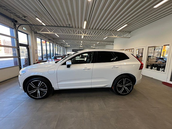 Volvo XC60 3 of 5