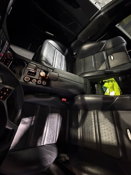 Mercedes-Benz CLS63 3 of 7