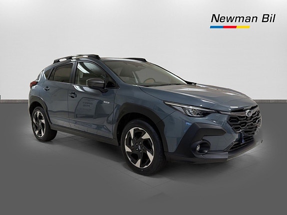 Subaru Crosstrek 2 of 5