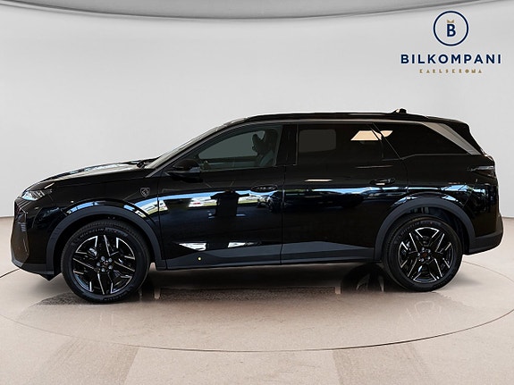 Peugeot 5008 2 of 5