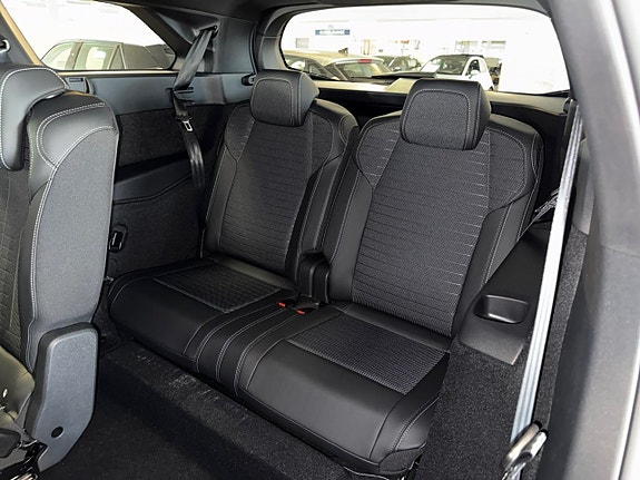 Peugeot 5008 11 of 11