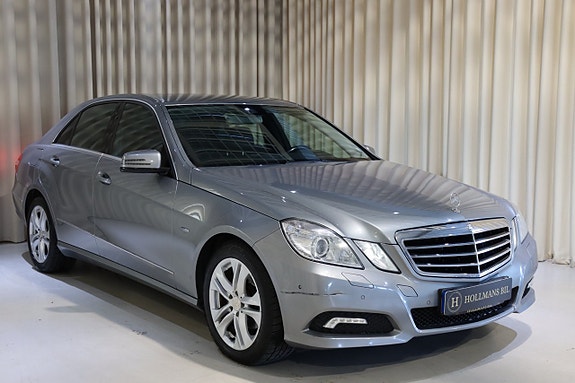 Mercedes-Benz E220 3 of 25