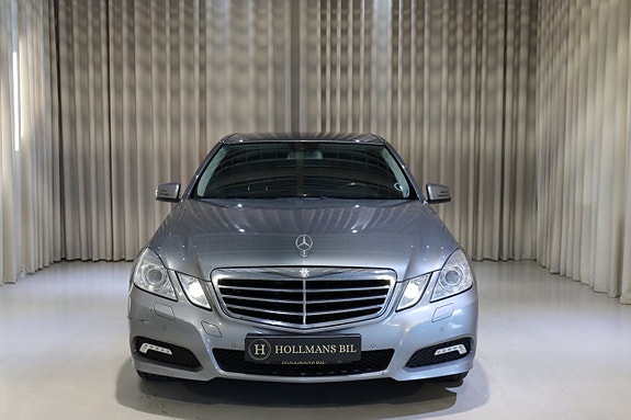 Mercedes-Benz E220 4 of 25