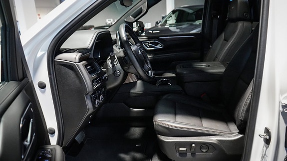 Chevrolet Tahoe 14 of 30