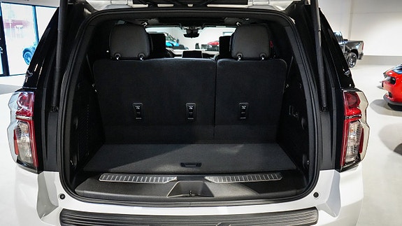 Chevrolet Tahoe 21 of 30