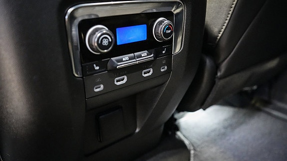 Chevrolet Tahoe 24 of 30