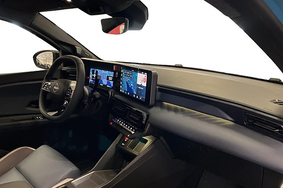 Nissan Micra 21 of 26