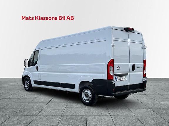 Toyota Proace 2 of 5