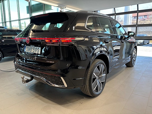Volkswagen Tiguan 6 of 22