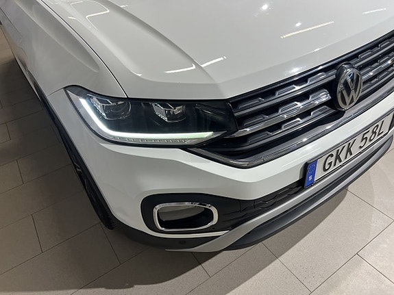 Volkswagen T-Cross 3 of 5