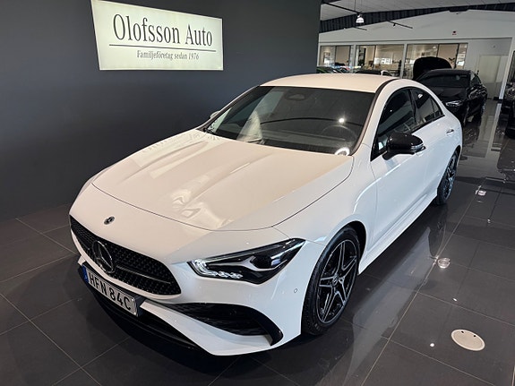 Mercedes-Benz CLA200 11 of 13