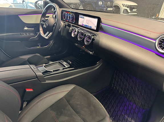 Mercedes-Benz CLA200 7 of 13