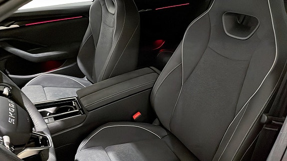 Skoda Superb 10 of 12
