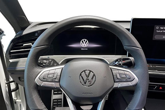 Volkswagen Passat 11 of 11
