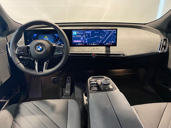 BMW iX 3 of 5