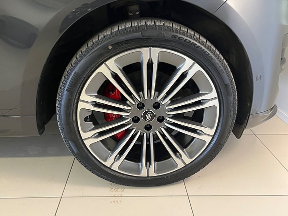 Land Rover Range Rover Sport 4 of 5