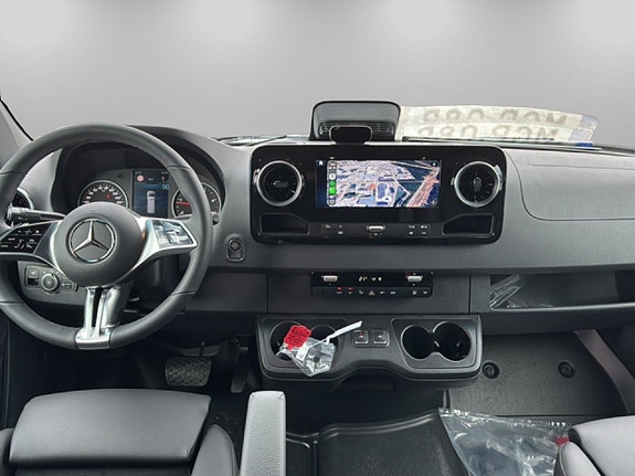 Mercedes-Benz Sprinter 319 7 of 19