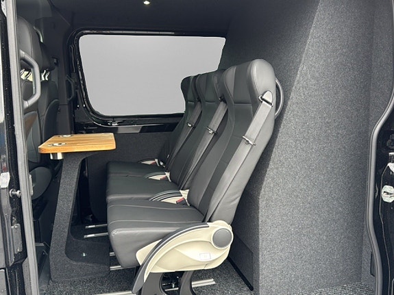 Mercedes-Benz Sprinter 319 9 of 19