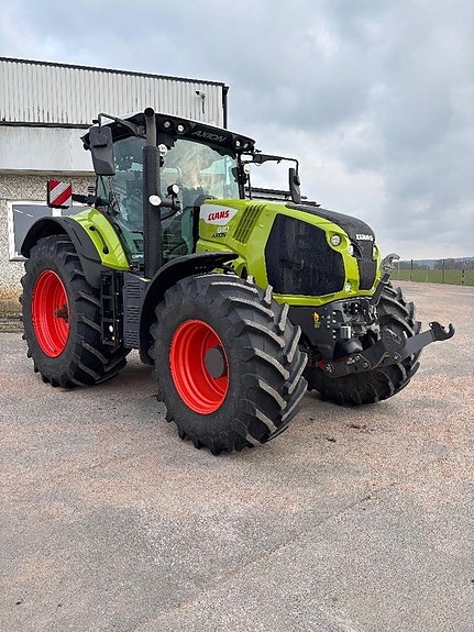 CLAAS Axion 830 Cmatic 3 of 13