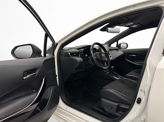 Toyota Corolla 9 of 30