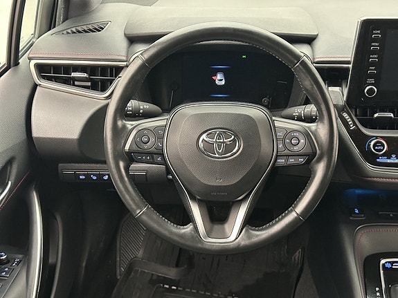 Toyota Corolla 11 of 30