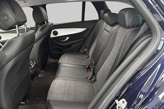 Mercedes-Benz E300 10 of 23