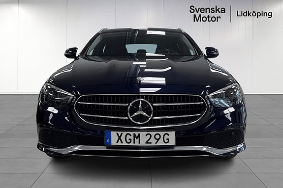 Mercedes-Benz E300 2 of 23
