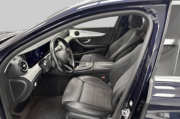 Mercedes-Benz E300 7 of 23