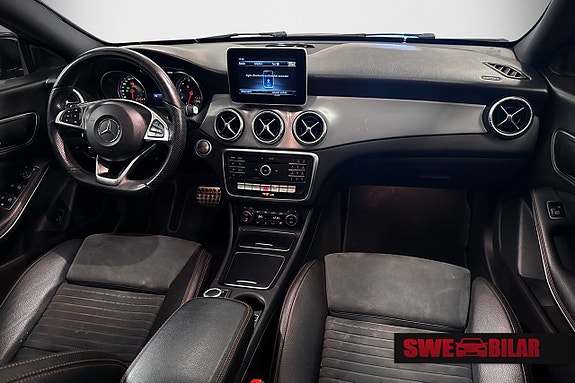 Mercedes-Benz CLA180 8 of 17