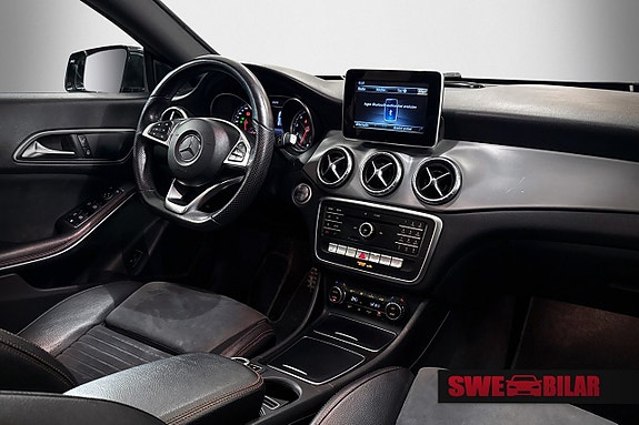 Mercedes-Benz CLA180 10 of 17