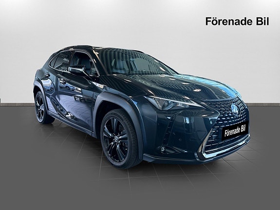 Lexus UX250h 3 of 15