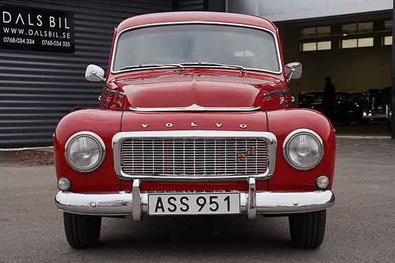 Volvo PV 9 of 27