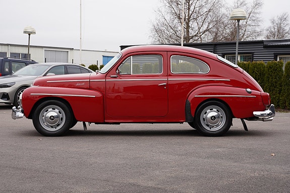Volvo PV 6 of 27