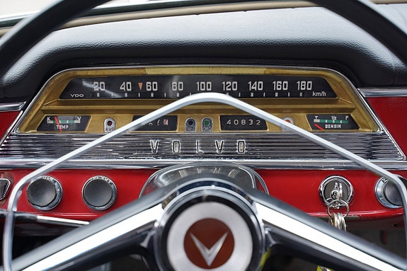 Volvo PV 14 of 27