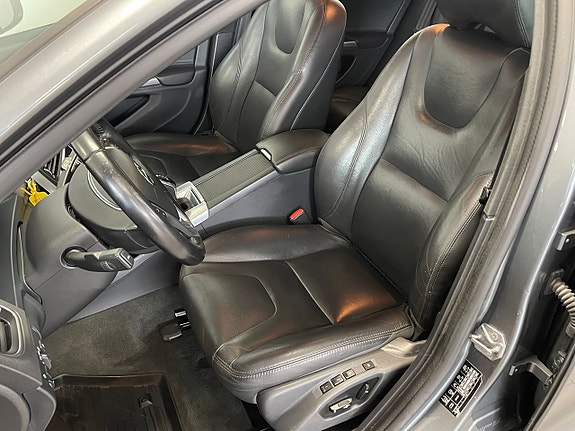 Volvo V60 5 of 20