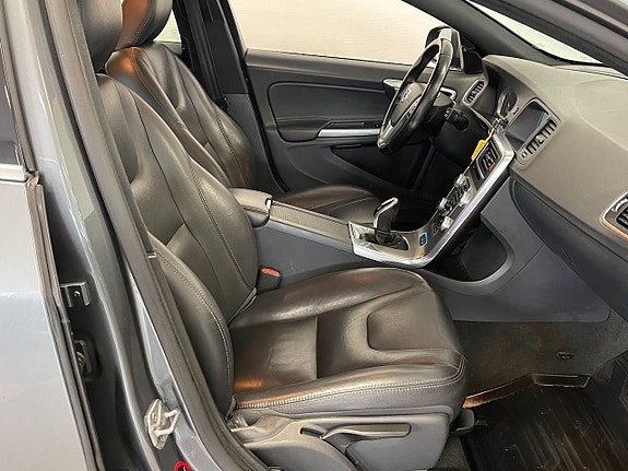Volvo V60 10 of 20