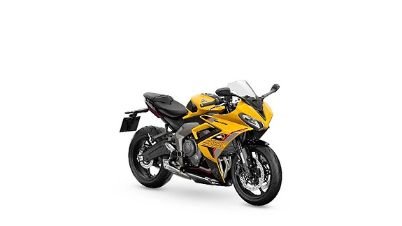 Triumph Daytona 3 of 5