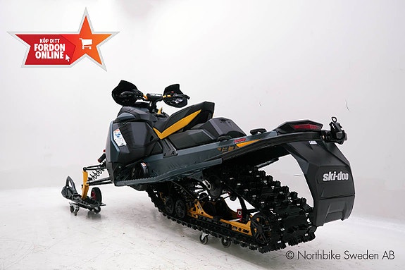 Ski-Doo MXZ XRS 850 E-tec *DEMO* 6 of 14