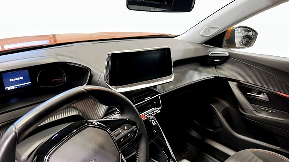 Peugeot 2008 9 of 12