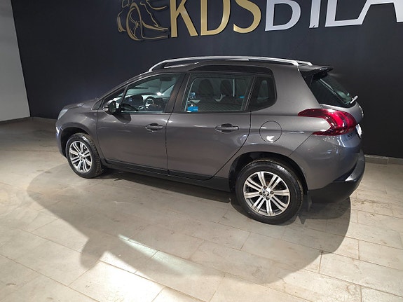 Peugeot 2008 3 of 5