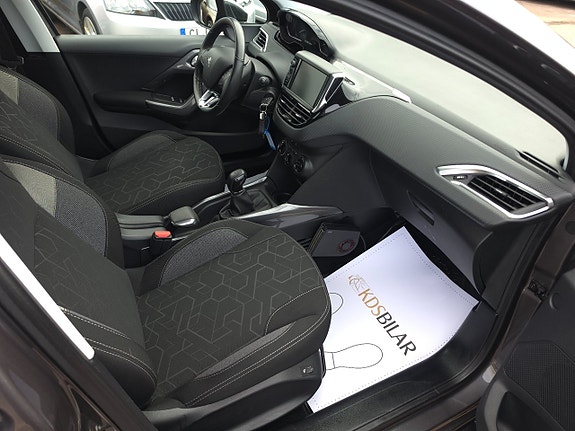Peugeot 2008 7 of 11