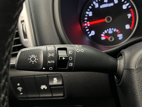 Kia Sportage 13 of 30