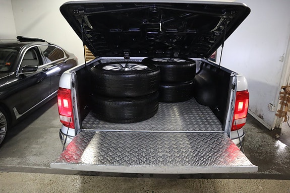 Volkswagen Amarok 15 of 27
