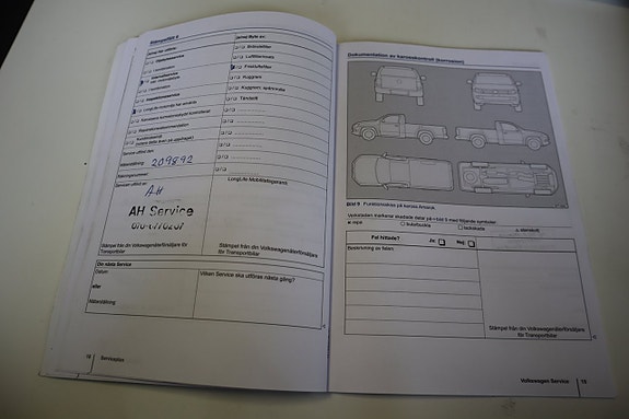 Volkswagen Amarok 25 of 27