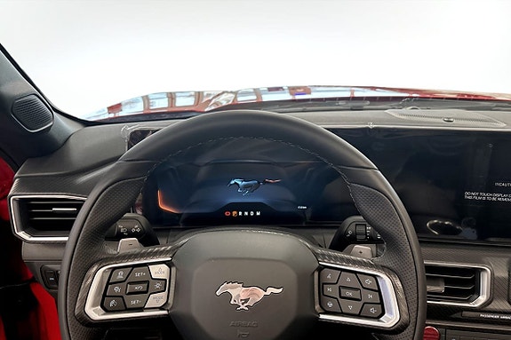 Ford Mustang 10 of 13