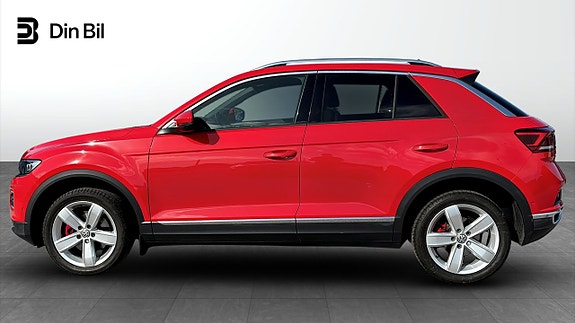 Volkswagen T-Roc 2 of 15