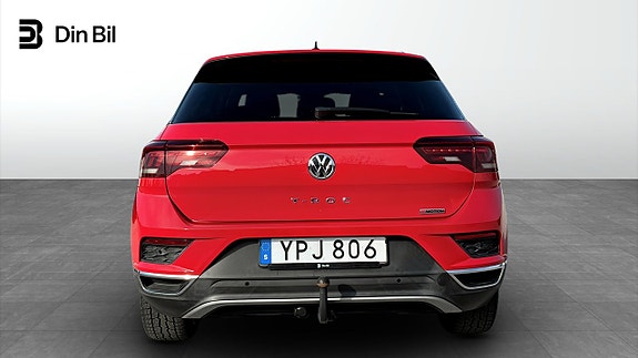 Volkswagen T-Roc 5 of 15